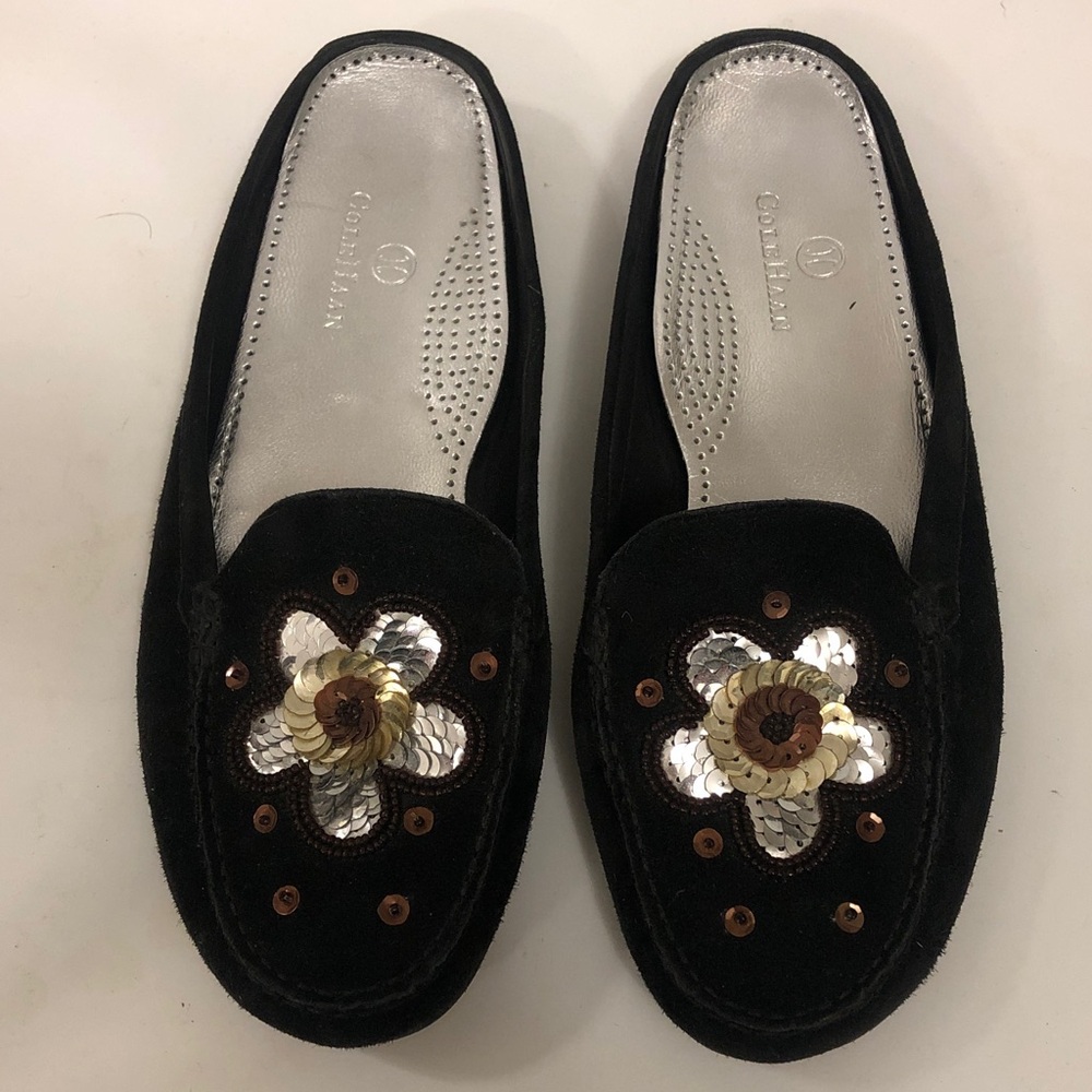 Cole Haan 8.5 Mule Flats Shoe Black Suede Sequin Floral Accent Excellent Conditi